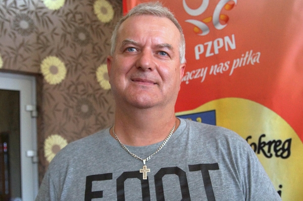 Prezes LKS Jezioro Żywieckie jest dumny z seniorów i trampkarzy